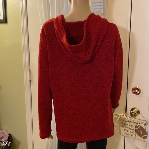 Eddie Bauer pullover - Picture 2 of 3